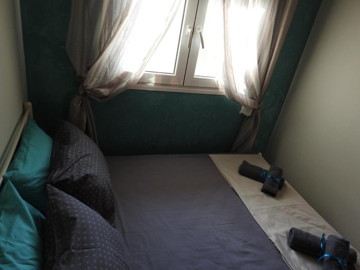 F.K Room 2 آيجيون المظهر الخارجي الصورة